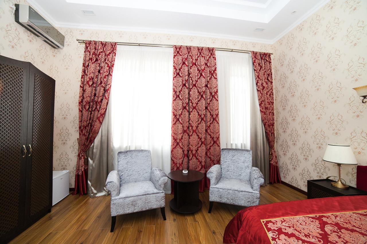 Park Hotel Karagandy Dış mekan fotoğraf