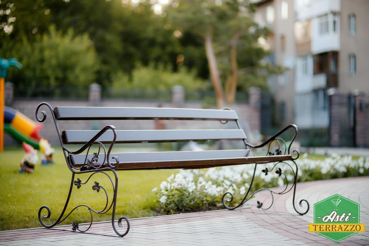 Park Hotel Karagandy Dış mekan fotoğraf