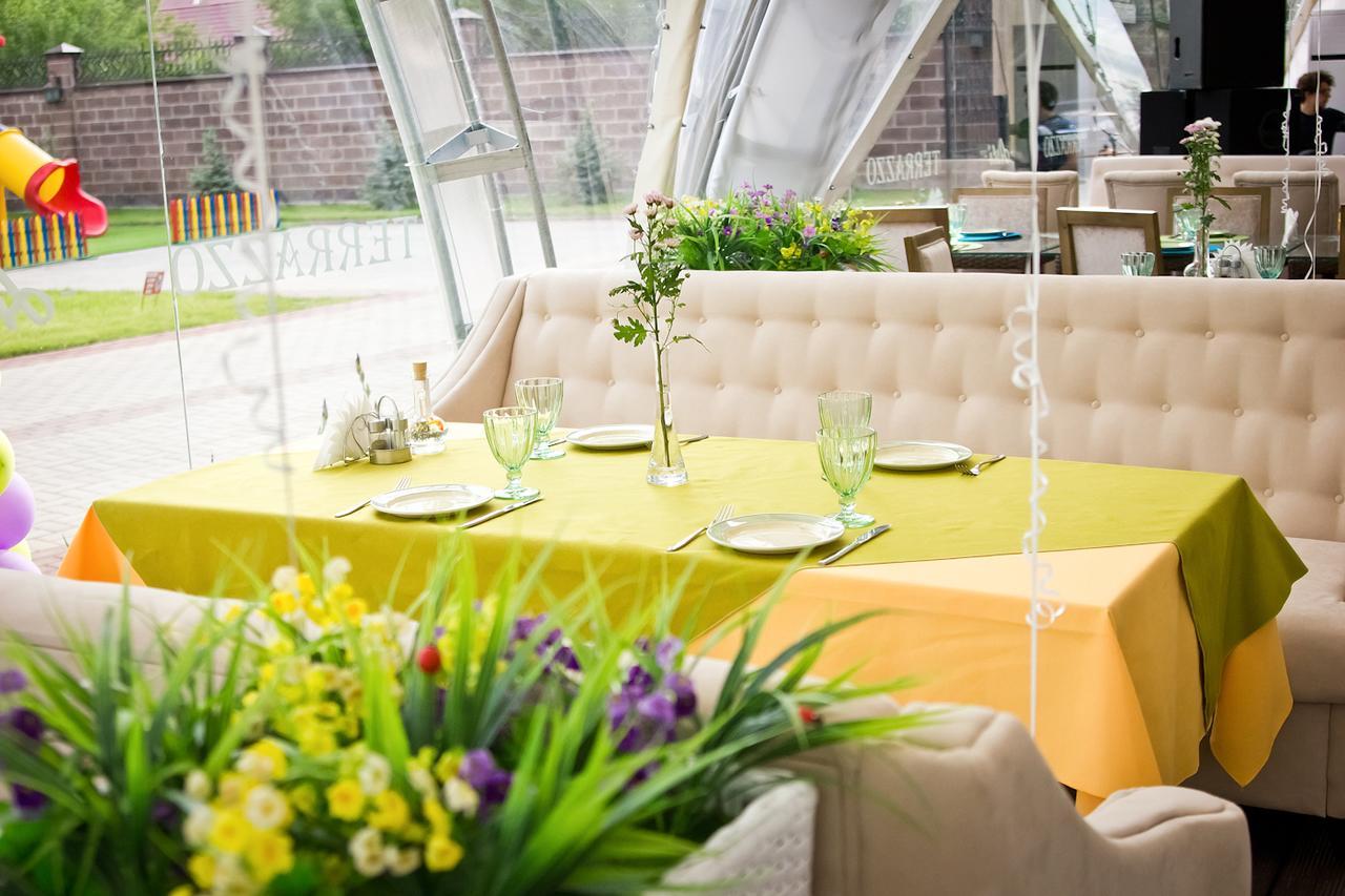 Park Hotel Karagandy Dış mekan fotoğraf