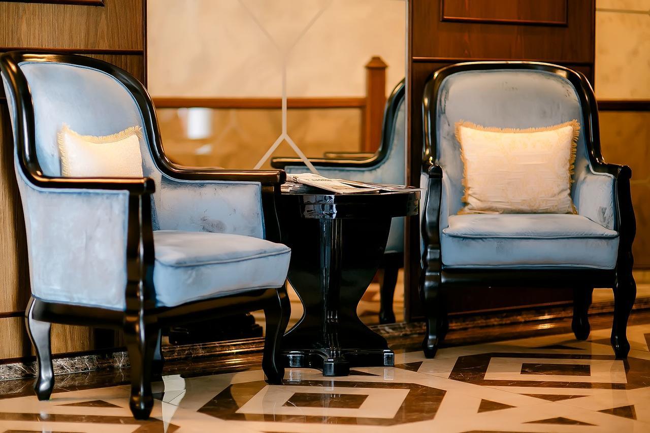 Park Hotel Karagandy Dış mekan fotoğraf